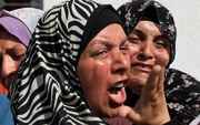 Israeli strikes kill 35 in Gaza, many near an aid site