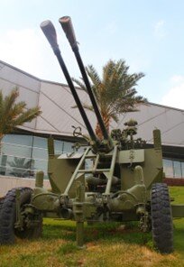 Visit war machines on display at Tehran museum