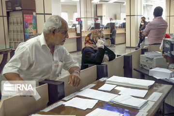Bank lending rises 43% in Q1, households receive quarter of total loans