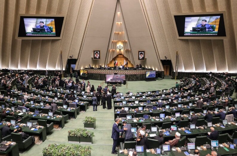 Parliament approves general outline of bill supporting Iranians abroad