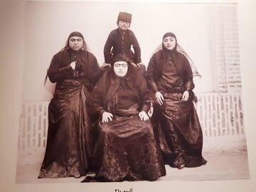Over 3,000 historical photographs at Golestan Palace classified in new project