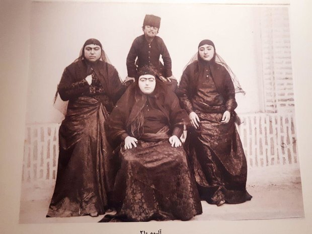 Over 3,000 historical photographs at Golestan Palace classified in new project