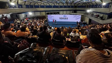 More than 200 journalists, communicators, researchers, and influencers from nearly 50 countries convene in Caracas for the “Voices of the New World” forum.