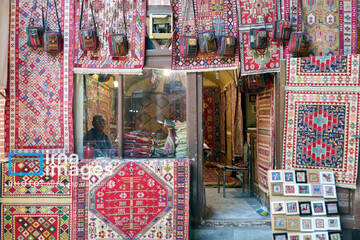 Glimpses of Iranian cities registered by World Crafts Council