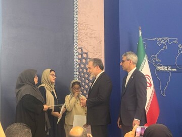 Araghchi pays tribute to fallen journalist killed in Israeli strike on IRIB