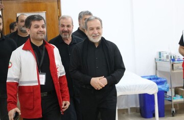 FM lauds IRCS services to pilgrims during Arbaeen