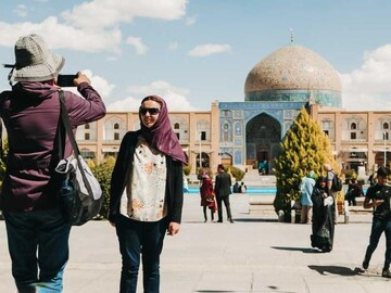 Iran earns $7.4 billion from foreign tourism in past year