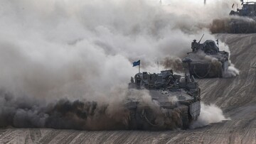 Israeli tanks explode in Gaza 