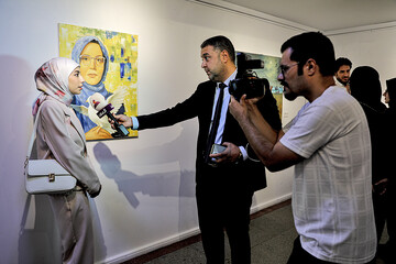 Tehran art exhibition honors martyr Mansoureh Alikhani through Iraqi artists’ works