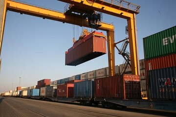 Rail freight through Iranian ports rises 14% in 5 months on year