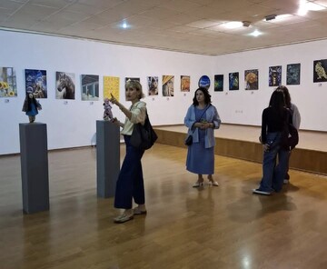 Iranian artworks promote peace, friendship at "Color and Narrative" exhibition in Yerevan  