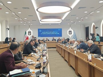Iran seeks to make China top partner in tourism, minister says