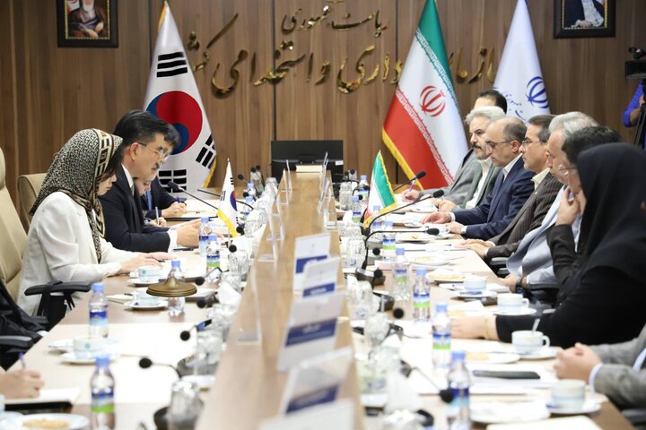 Iran’s Vice President Emphasizes Co-op with South Korea in Government Smartization