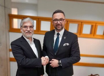 Tehran, Warsaw underline expanding sci-tech ties