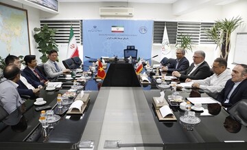 Iran, Vietnam push to expand trade, joint production ties