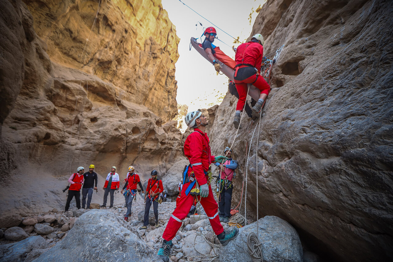 Cave recue drill held in Yazd