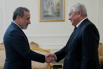 Russian presidential envoy holds talks with Iranian officials in Tehran