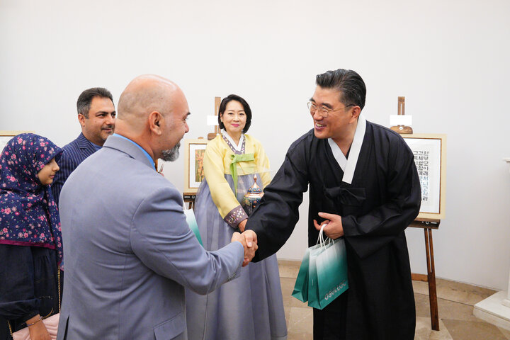 South Korea, Iran celebrate 63 years of diplomatic relations through calligraphy