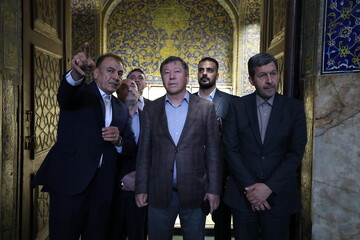 Tajik interior minister visits tourist attractions in Isfahan
