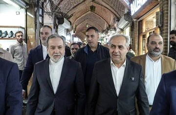 FM tours UNESCO-inscribed bazaar during Tabriz mission