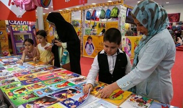 Iranian stationery gains popularity with high-quality domestic products, indigenous characters