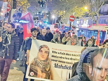 Mass rally held in France in solidarity with Iranian academic Mahdieh Esfandiari