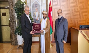 Iran, Oman move to accelerate PTA implementation, sign industrial committee MOU