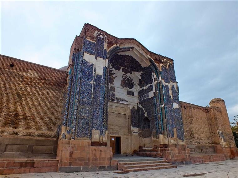 Blue Mosque of Tabriz to undergo emergency restoration with minimal intervention