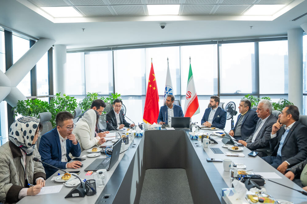 China footwear hub Jinjiang explores joint production with Tehran