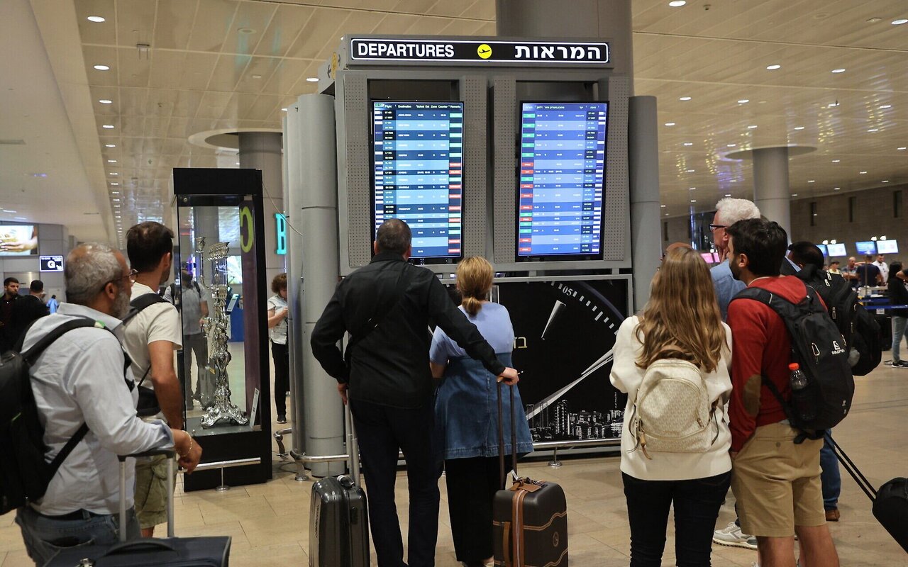 Israelis emigrating