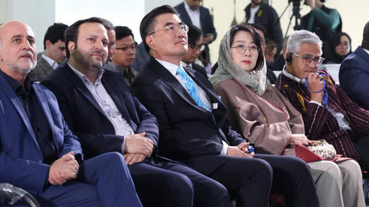 Isfahan opens intl. tourism exhibition, officials say event marks new phase in sector