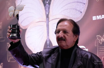 Majid Majidi receives award for outstanding contribution to cinema in Moscow
