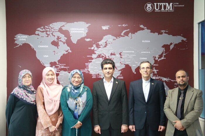 Iranian, Malaysian scientific officials discuss expanding ties