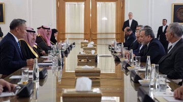 Araghchi calls for ‘strong region’ as Tehran hosts high-level China–Saudi consultations