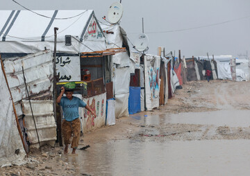 Displaced Palestinian child in Gaza
