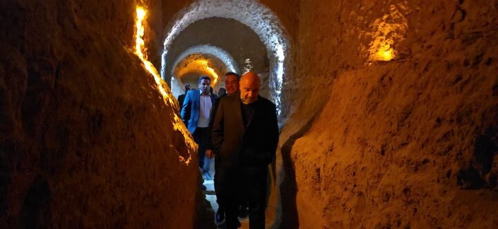 Labor minister visits UNESCO-listed qanat in northeast Iran