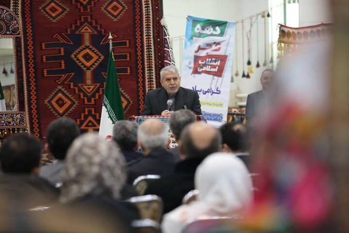 Minister backs global registration push for Anbaran kilim craft