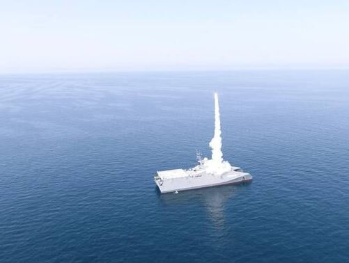 Iran’s warships become mobile air defense hubs with new missiles