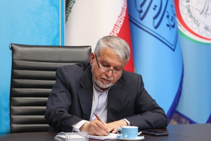 Iran tourism minister says tour guides shape country’s global image