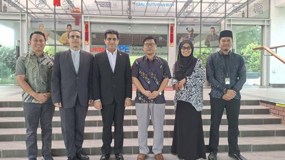 Iranian, Malaysian officials explore avenues to enhance scientific ties