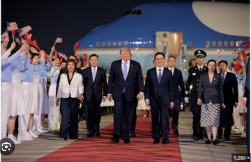 Trump visits China amid his war of aggression against Iran
