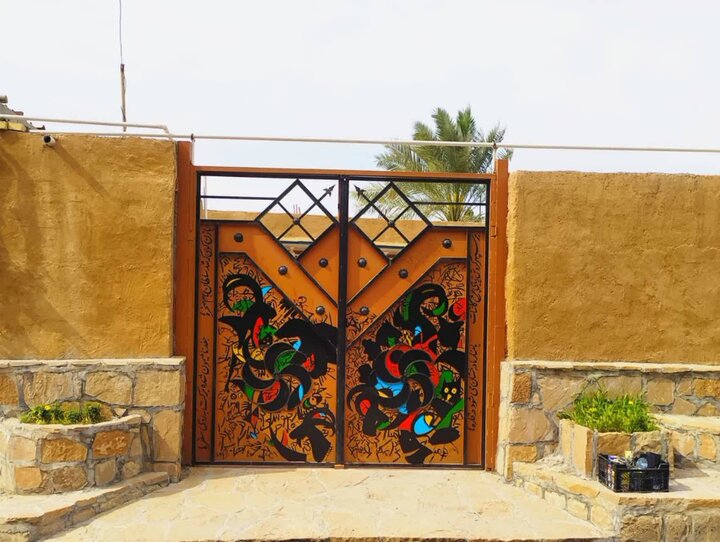Pamenar: Where painted doors speak the language of identity