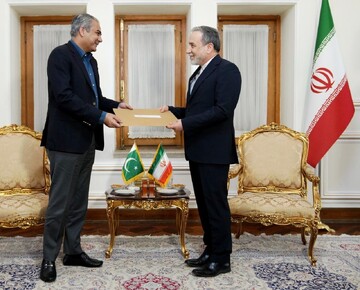 Pakistan Araghchi