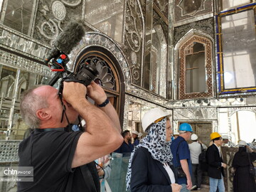 Intl. journalists visit damaged Golestan Palace in downtown Tehran