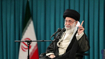 A review of most important economic keywords in speeches of Martyr Leader