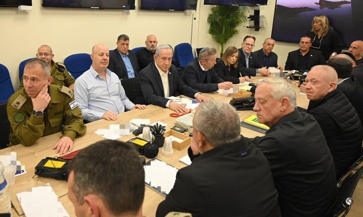A photo of the emergency government of Netanyahu formed after the Oct. 7 attack