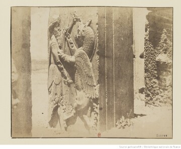 Oldest known photographs reveal how Persepolis has changed over time
