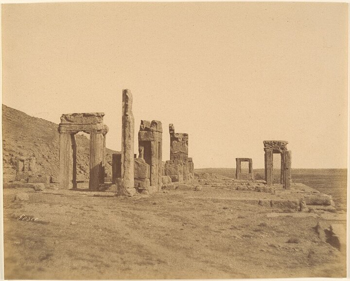 Oldest known photographs reveal how Persepolis has changed over time