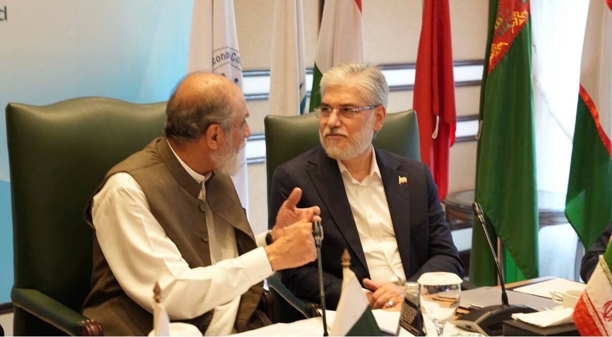 Tehran, Islamabad explore ways to boost scientific cooperation