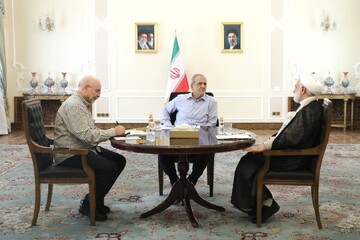 Top three officials stress unity, coordination amid external pressures